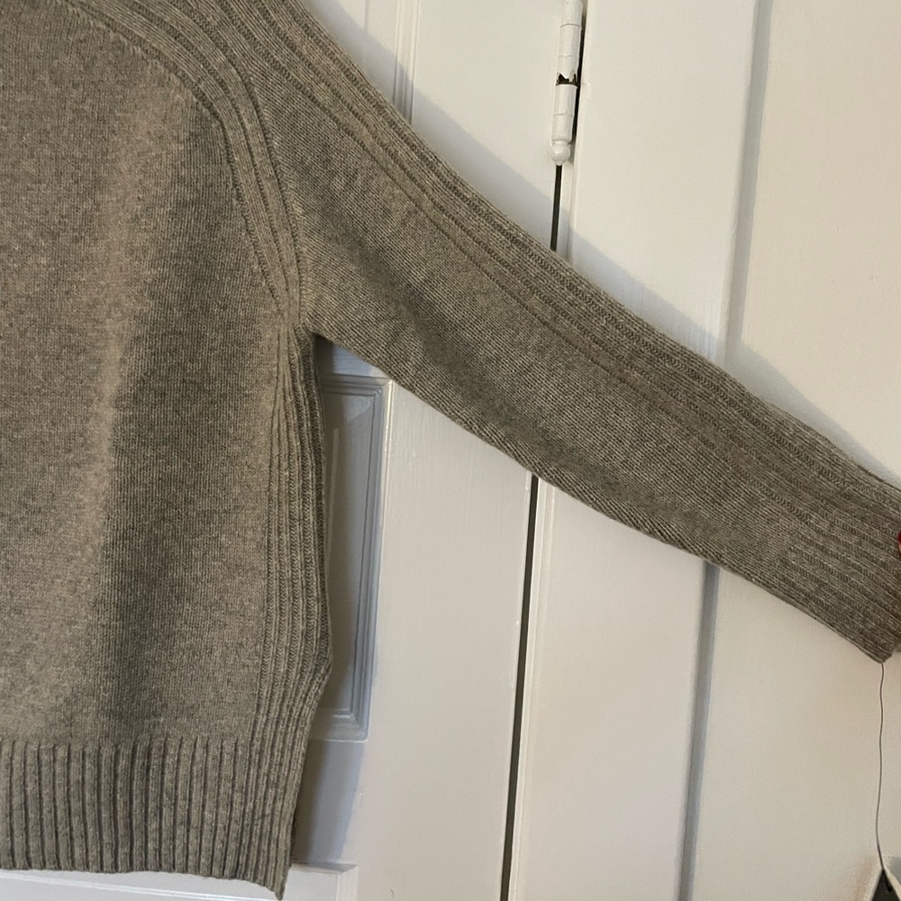 Grey Ralph Lauren sweater - Picture 4 of 8